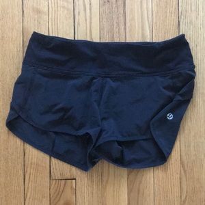 Speed Up Low Rise 2.5” Lululemon Shorts